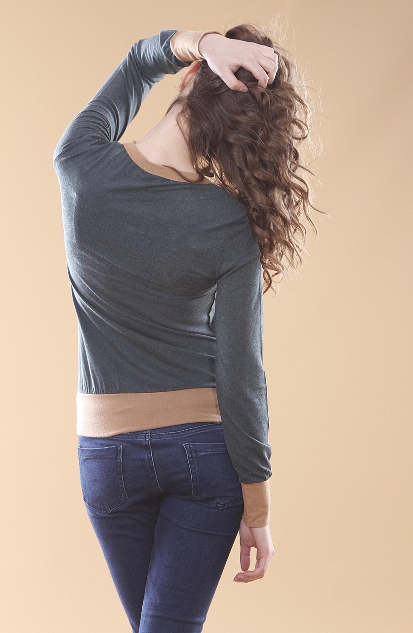 model, back, hip, youth, woman, beautiful, fashion, hair, aesthetic, human, portrait, young model, people, person, girl, young women, young girl, jeans, weak